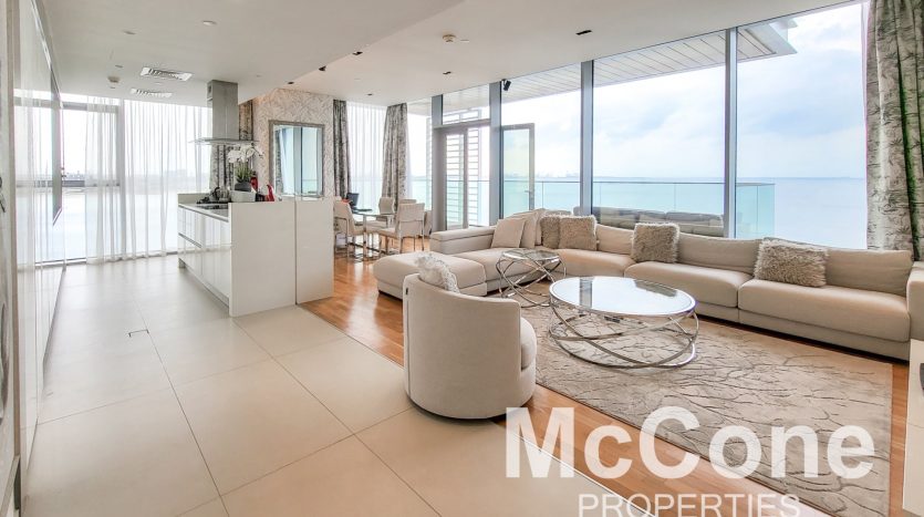 Квартира в Bluewaters, Дубай, 4 спальни, 239.78 м2 / в год