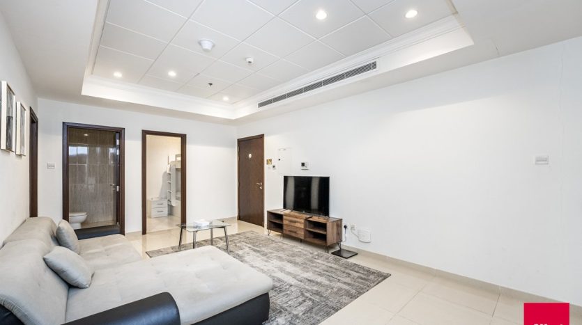 Townhouse on Palm Jumeirah, Dubai, 3 bedrooms, 415 m2 / per year