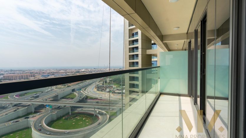 Apartment on Business Bay, Dubai, 2 bedrooms, 74.2 m2 / per year