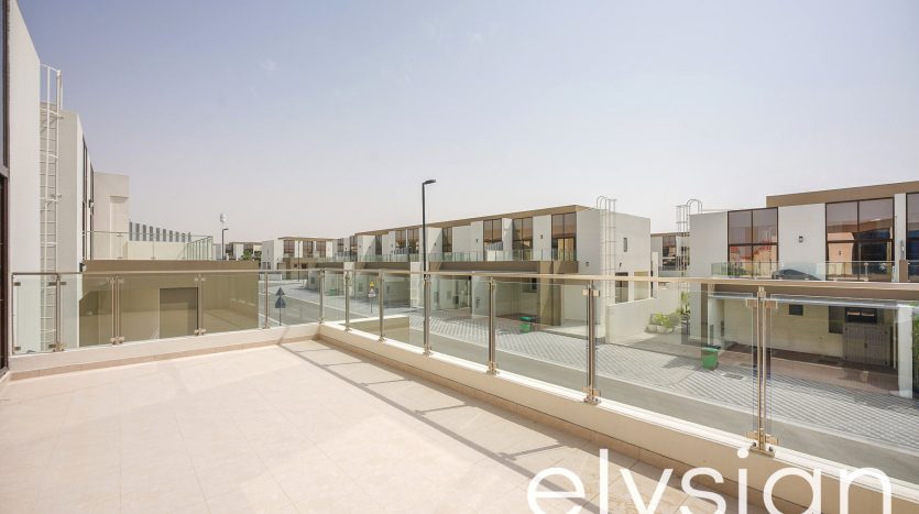 Townhouse on Mohammed Bin Rashid City, Dubai, 4 bedrooms, 288 m2 / per year