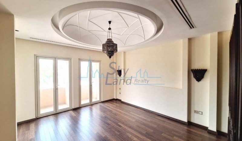 Villa on Al Safa, Dubai, 4 bedrooms, 325.2 m2 / per year