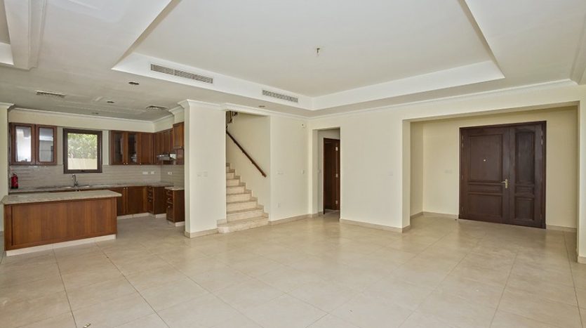 Villa on Arabian Ranches 2, Dubai, 4 bedrooms, 333 m2 / per year