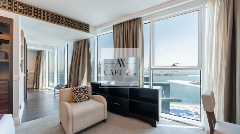 Apartment on Palm Jumeirah, Dubai, 1 bedroom, 70 m2 / per year