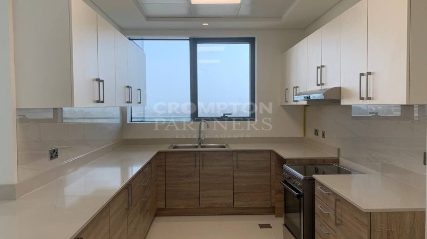Apartment on Al Raha Beach, Abu-Dhabi, 3 bedrooms, 152 m2 / per year
