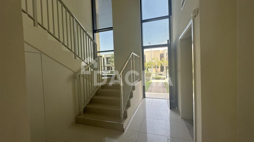Villa on DAMAC Hills (Akoya by DAMAC), Dubai, 3 bedrooms, 223 m2 / per year