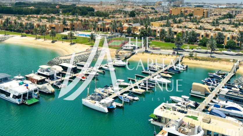 Villa on Abu Dhabi Gate City, Abu-Dhabi, 4 bedrooms, 331 m2  | Foto 2