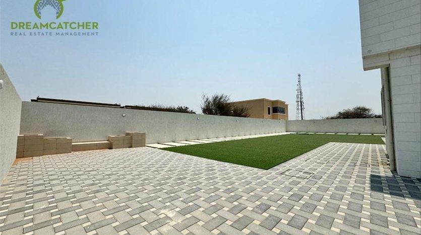 Rent Villa on Seih Al Uraibi, Ras-al-khaimah, 6 bedrooms, 6000 sq. ft. | Foto 3