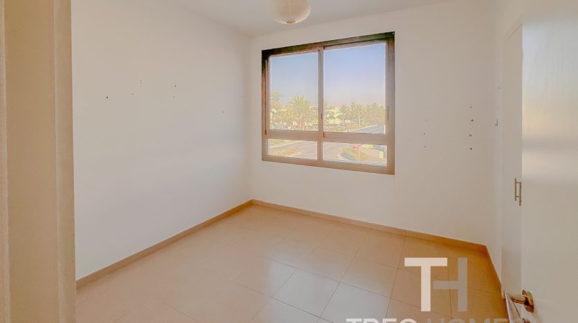 Townhouse on Town Square, Dubai, 4 bedrooms, 282 m2 / per year