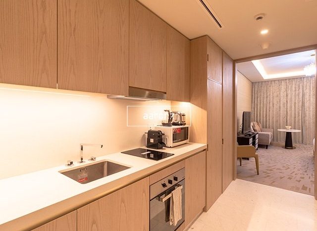Apartment on Palm Jumeirah, Dubai, 49.1 m2 / per year