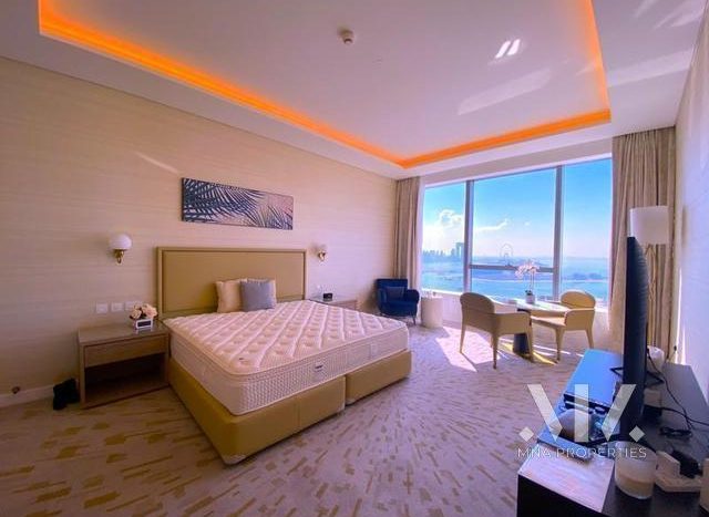 Apartment on Palm Jumeirah, Dubai, 47.1 m2 / per year