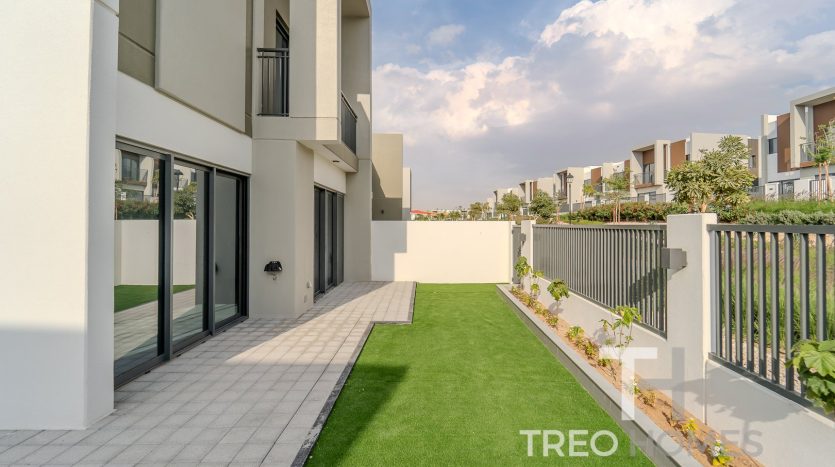 Townhouse on Dubai Land, Dubai, 4 bedrooms, 217 m2  | Foto 2