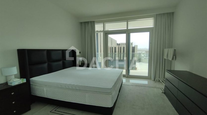 Квартира в Dubai Harbour, 2 спальни, 119.2 м2 / в год