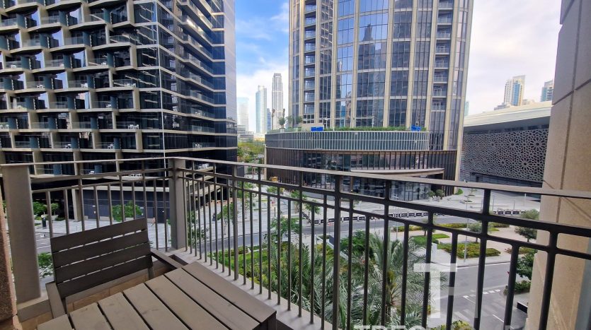 Apartment on Burj Khalifa, Dubai, 1 bedroom, 51 m2 / per year