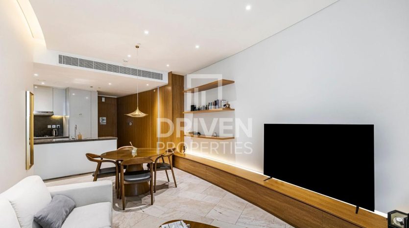 Apartment on Jumeirah Village Circle, Dubai, 1 bedroom, 151 m2  | Foto 1