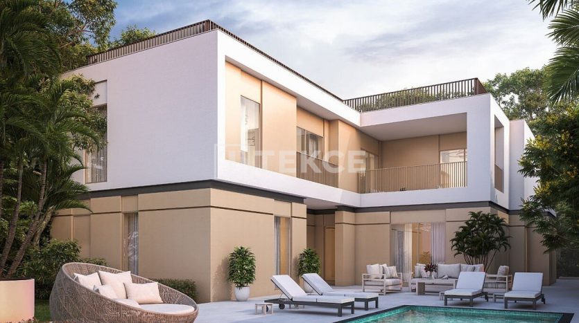 Villa on Dubai Land, Dubai, 5 bedrooms, 644 m2  | Foto 1