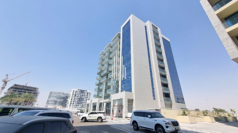 Квартира в Al Raha Beach, Абу-Даби, 3 спальни, 200 м2 / в год