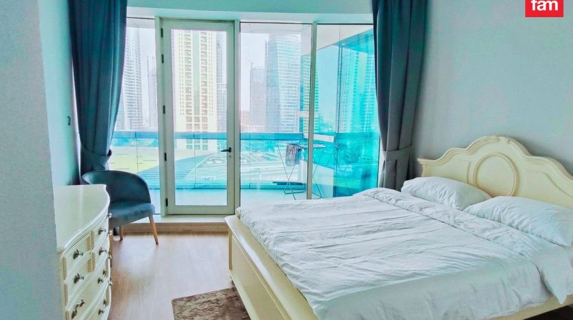 Apartment on Dubai Marina, 4 bedrooms, 227.7 m2 / per year