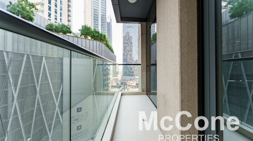 Apartment on Downtown Burj Dubai, 1 bedroom, 89.65 m2 / per year