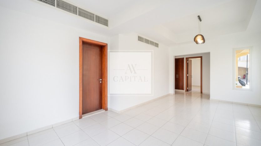 Вилла в The Springs, Дубай, 3 спальни, 353.5 м2 / в год