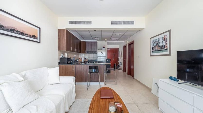 Apartment on Dubai Marina, 1 bedroom, 74 m2 / per year