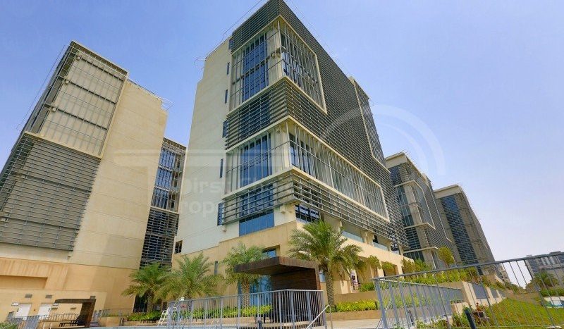 Вилла в Al Raha Beach, Абу-Даби, 5 спален, 440 м2 / в год