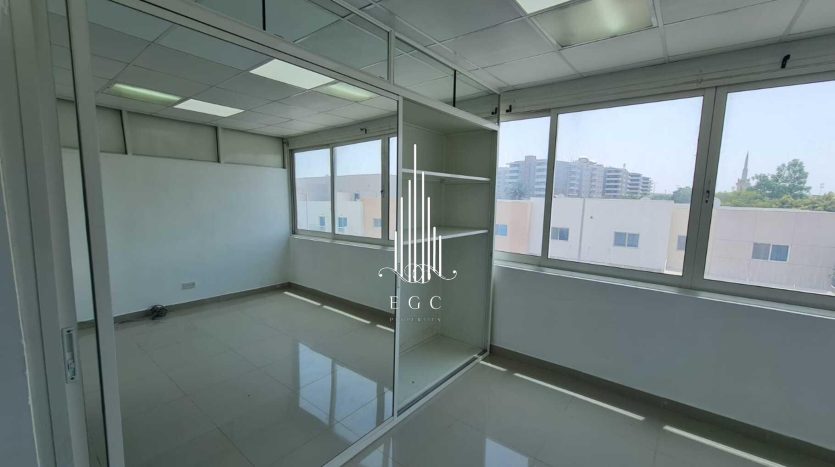 Villa on Al Reef, Abu-Dhabi, 4 bedrooms, 174 m2  | Foto 2