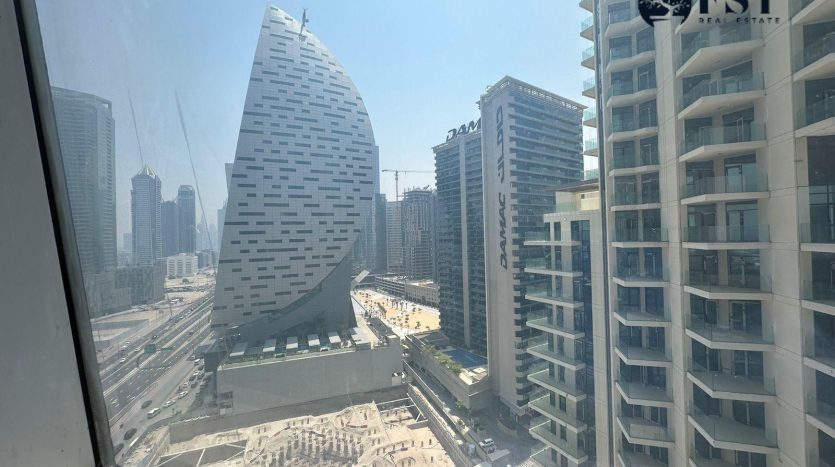 Office on Business Bay, Dubai, 200.1 m2 / per year