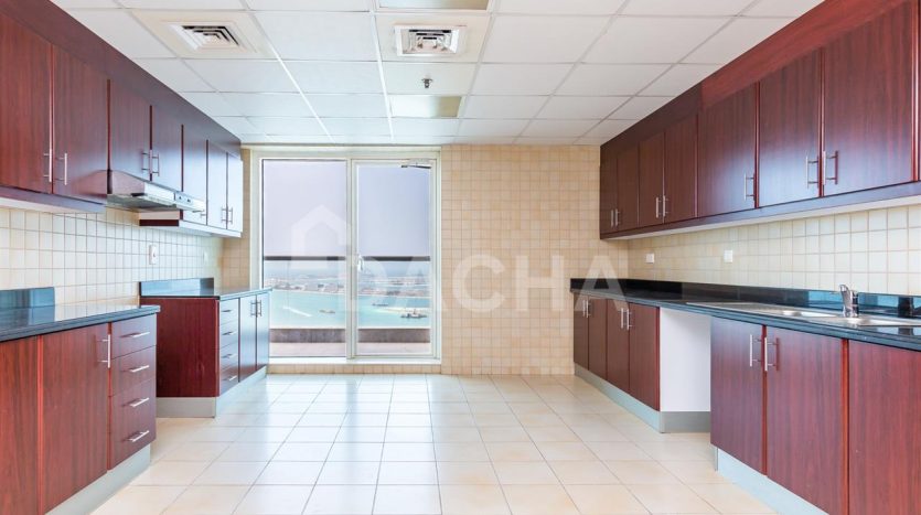 Квартира в Дубай Марина, Дубай, 3 спальни, 360.5 м2 / в год