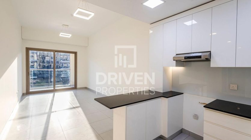Apartment on Arjan, Dubai, 2 bedrooms, 110 m2 / per year