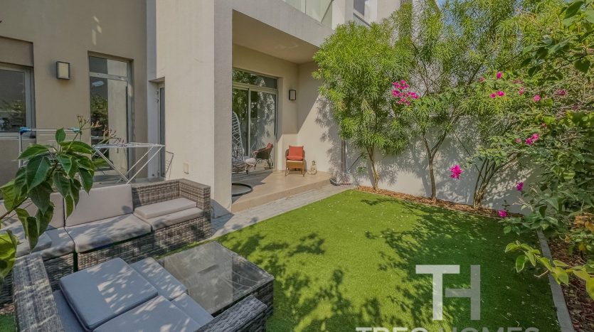Townhouse on Arabian Ranches 2, Dubai, 3 bedrooms, 205 m2 / per year