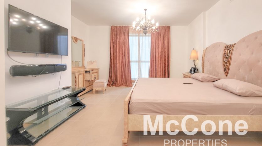 Apartment on Jumeirah Beach Residence, Dubai, 3 bedrooms, 174.84 m2 / per year