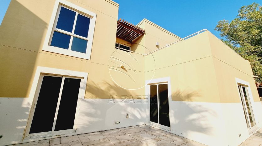 Villa on Al Raha Gardens, Abu-Dhabi, 3 bedrooms, 255 m2 / per year