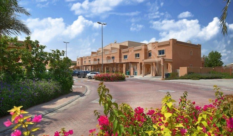 Villa on Al Reef, Abu-Dhabi, 4 bedrooms, 265.3 m2 / per year