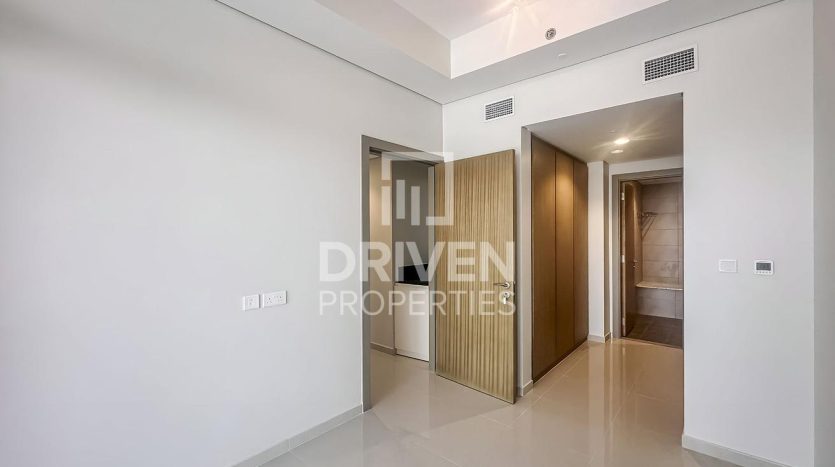 Apartment on Business Bay, Dubai, 2 bedrooms, 89 m2 / per year