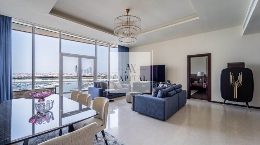 Apartment on Palm Jumeirah, Dubai, 3 bedrooms, 210.5 m2 / per year