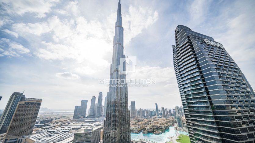 Apartment on Downtown Burj Dubai, 3 bedrooms, 196 m2 / per year