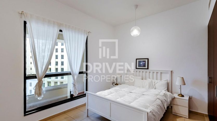 Квартира в Джумейра Бич Резиденс, Дубай, 7 спален, 271 м2 / в год