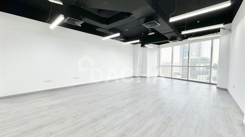 Office on Business Bay, Dubai, 49.3 m2 / per year