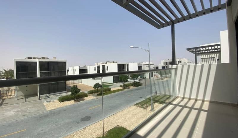 Villa on DAMAC Hills (Akoya by DAMAC), Dubai, 6 bedrooms, 378 m2 / per year