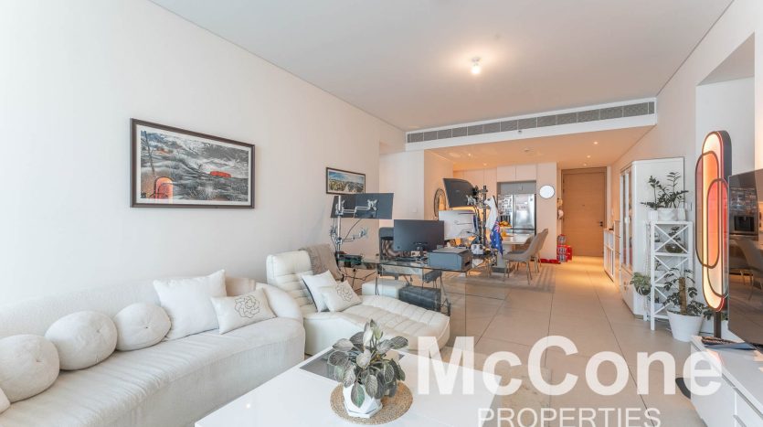 Квартира в Джумейра Бич Резиденс, Дубай, 2 спальни, 137.59 м2 / в год