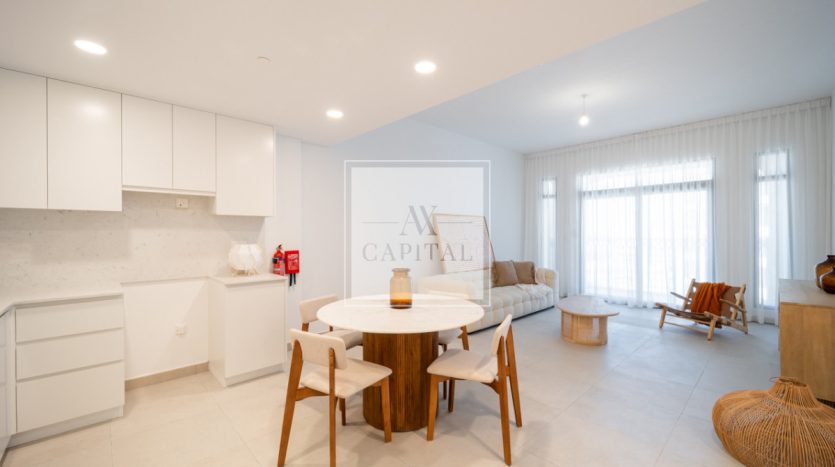 Apartment on Umm Suqeim, Dubai, 1 bedroom, 71.7 m2 / per year