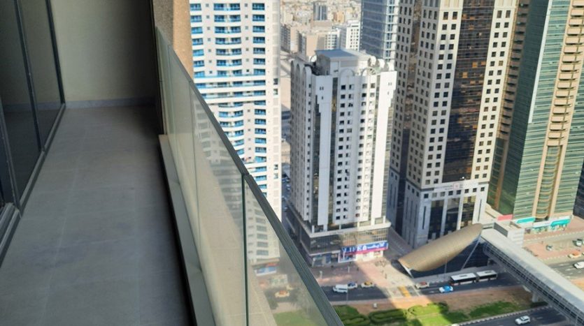 Apartment on Sheikh Zayed Road, Dubai, 2 bedrooms, 160.6294 m2 / per month