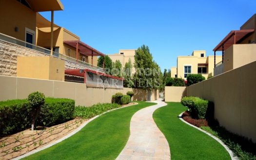Вилла в Al Raha Gardens, Абу-Даби, 3 спальни, 254.9 м2 / в год