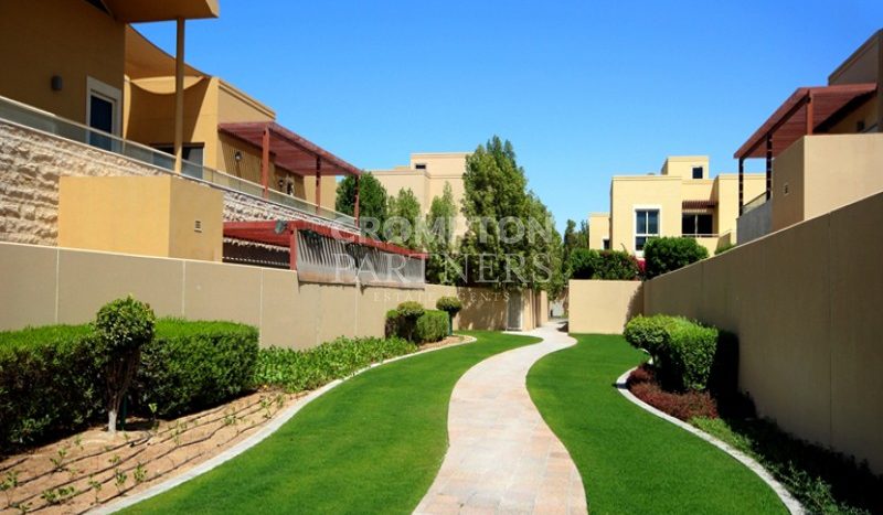 Вилла в Al Raha Gardens, Абу-Даби, 3 спальни, 254.9 м2 / в год