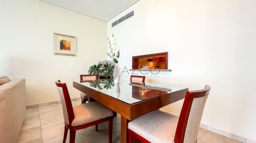 Квартира в Джумейра Бич Резиденс, Дубай, 3 спальни, 241.7 м2 / в год