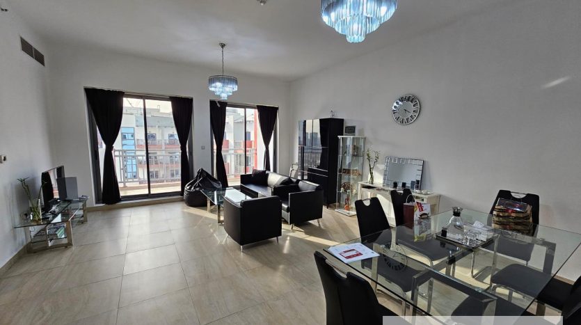 Apartment on Al Furjan, Dubai, 2 bedrooms, 135.1 m2  | Foto 1