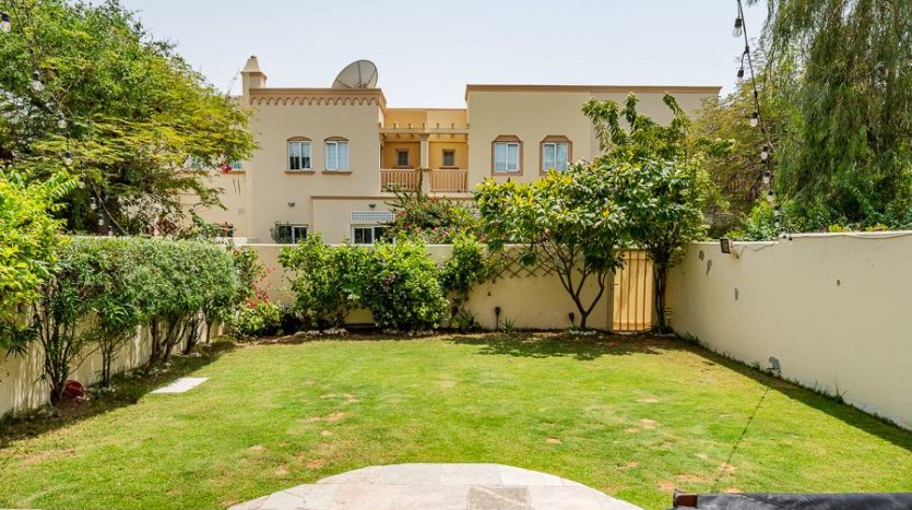 Townhouse on The Springs, Dubai, 3 bedrooms, 228.1 m2  | Foto 2