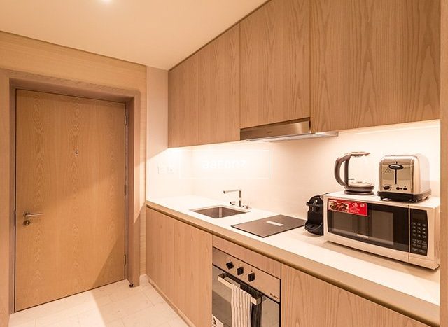 Apartment on Palm Jumeirah, Dubai, 49.1 m2 / per year