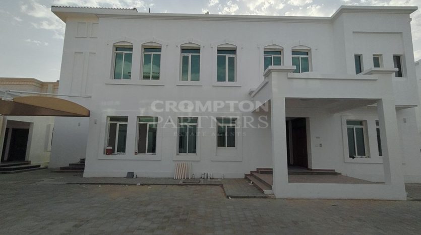 Вилла в Халифа-Сити, Абу-Даби, 5 спален, 622.4 м2 / в год