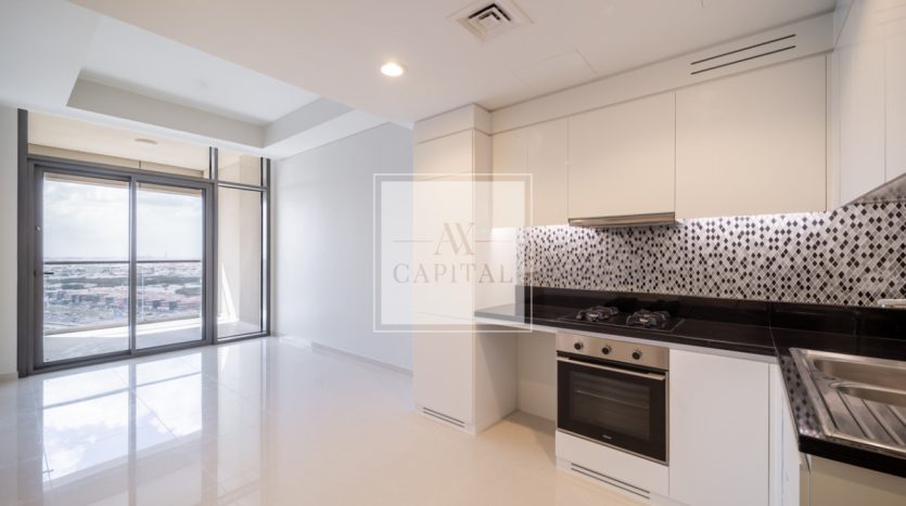 Apartment on Business Bay, Dubai, 2 bedrooms, 75.2 m2 / per year